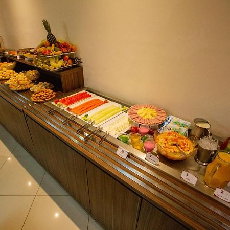 Carlton Plaza Torre Hotel Araxa Bagian luar foto