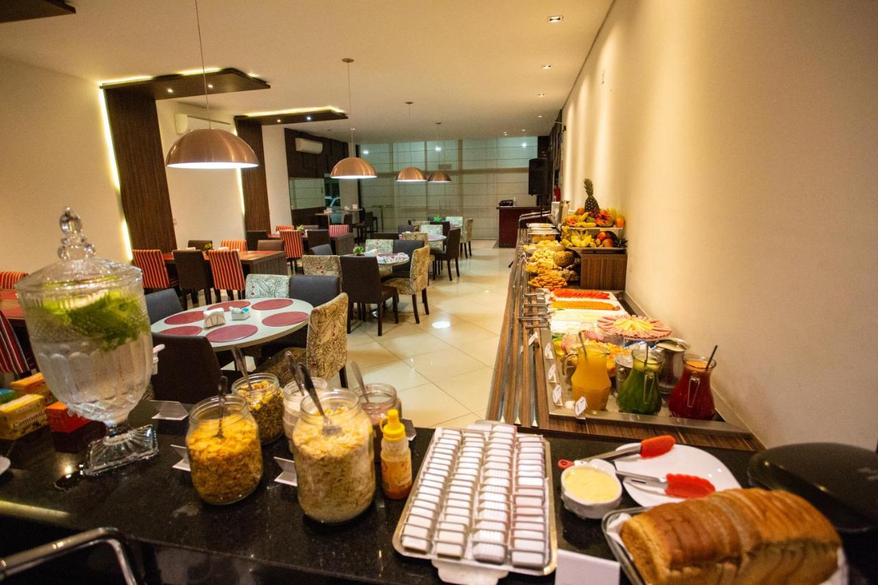 Carlton Plaza Torre Hotel Araxa Bagian luar foto
