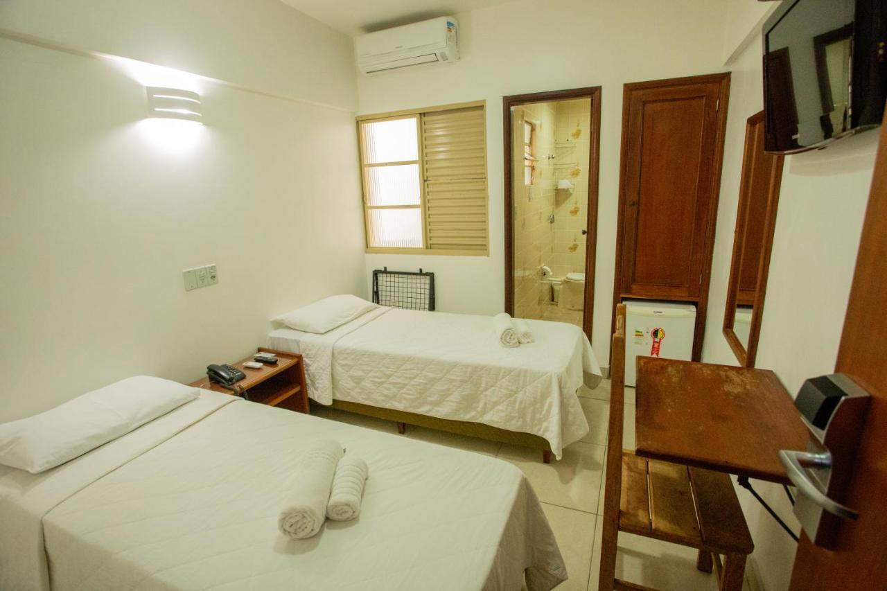 Carlton Plaza Torre Hotel Araxa Bagian luar foto