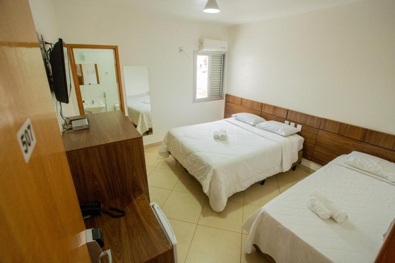 Carlton Plaza Torre Hotel Araxa Bagian luar foto